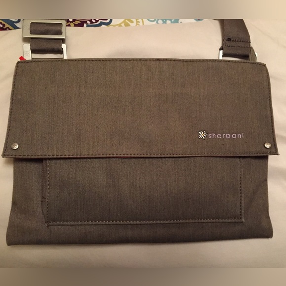 Sherpani Crossbody Olive with Orange Accents Multi Pockets Cloth - Picture 8 of 15